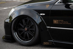 LB-NATION X K-BREAK TOYOTA 18 CROWN LB-NATION X K-BREAK TOYOTA 18 CROWN