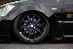 LB-NATION X K-BREAK TOYOTA 18 CROWN LB-NATION X K-BREAK TOYOTA 18 CROWN