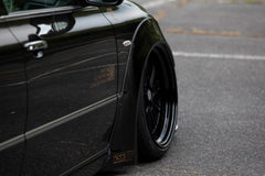 LB-NATION X K-BREAK TOYOTA 18 CROWN LB-NATION X K-BREAK TOYOTA 18 CROWN